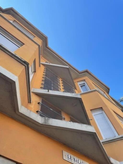 Appartement Centre Ville Saint-Raphael Εξωτερικό φωτογραφία
